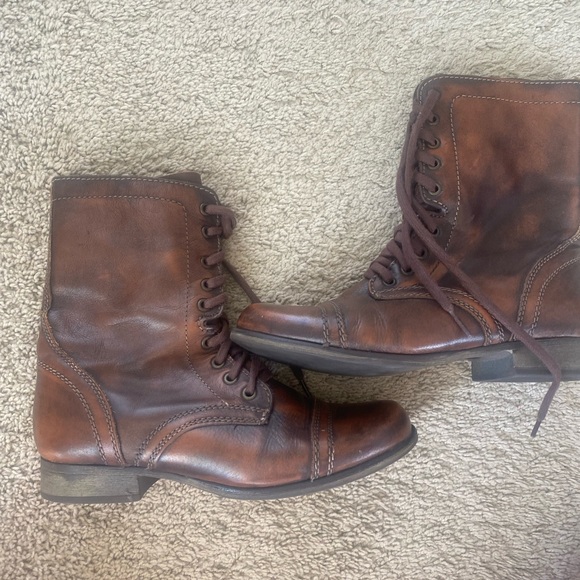 Steve Madden Boots - Picture 4 of 7